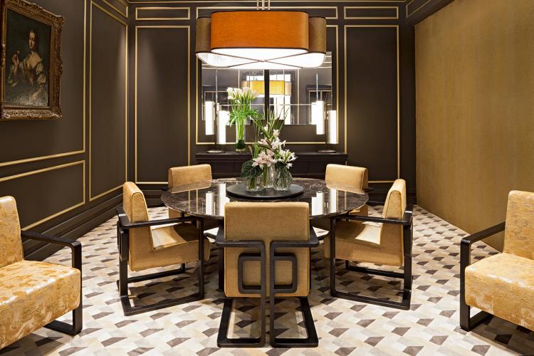 Golden and marble gala – Oasis dining room