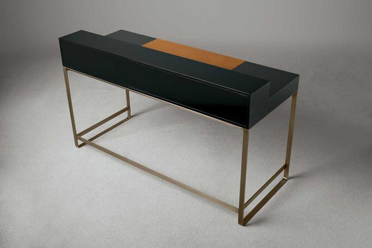 Proust writing desk by Oasis