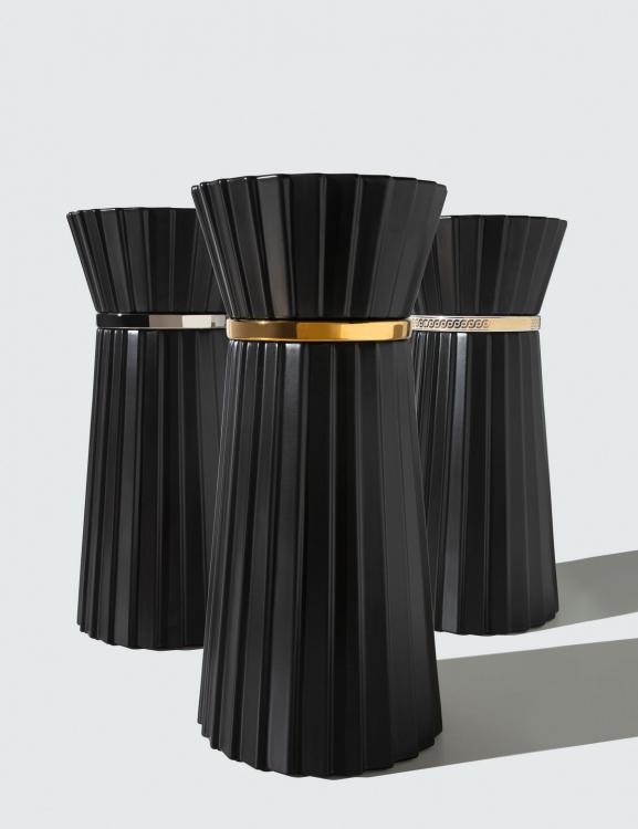 Plissé Collection - Black ceramic version