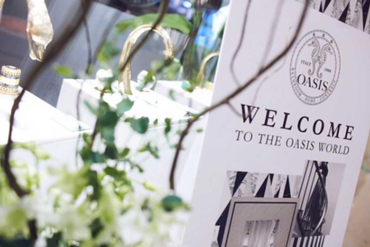 OASIS’ NEW FLAGSHIP SHOP IN SHANGHAI