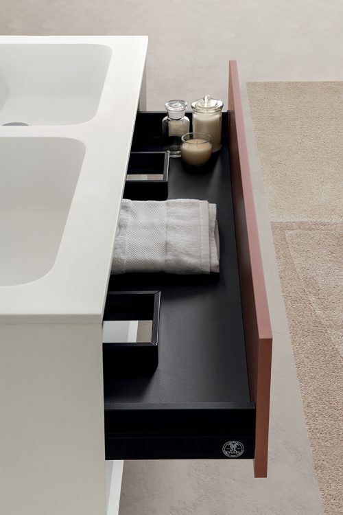 Smartcode vanity unit, Bianco/Marsala finishes, top in resin with Karl integrated washbasins