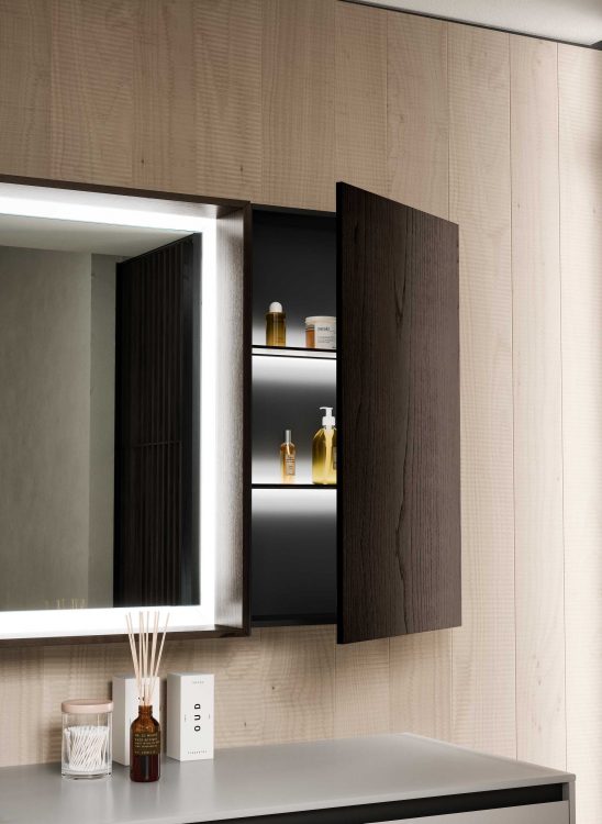 Wall unit in Black Chestnut wooden finish