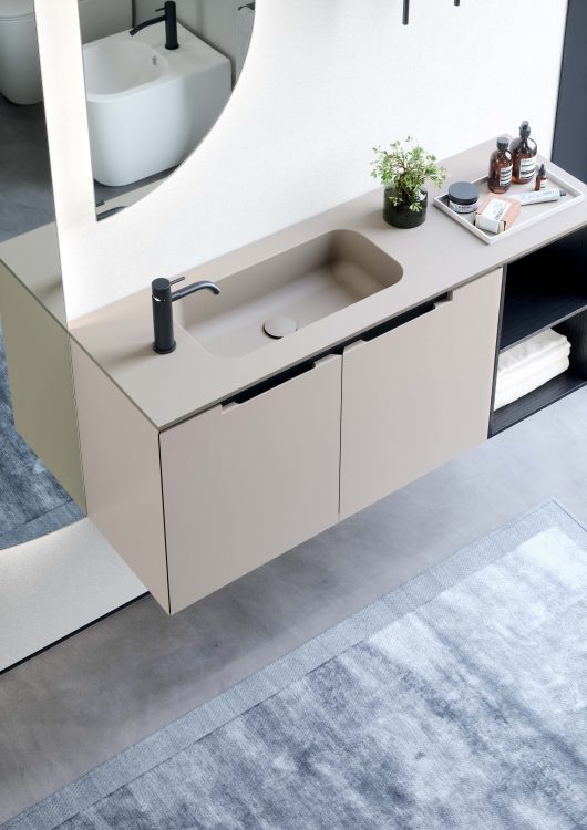 Top with Roy integrated washbasin in Tortora elegance Lightfeel, Stilo basin mixer in brushed black