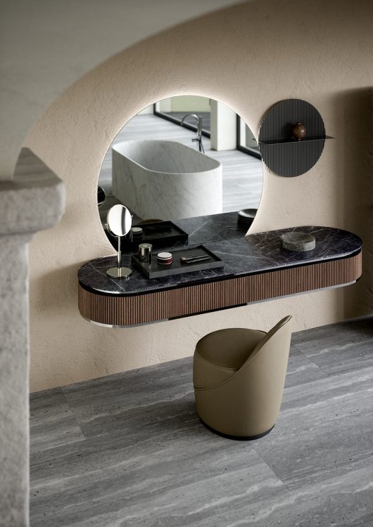 Nàos console in ribbed Walnut finish/Chrome. Top in Nero Marquinia marble 